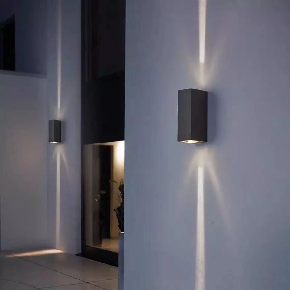 Double-Head Outdoor Wall Spotlight - LED Decorative Sconce