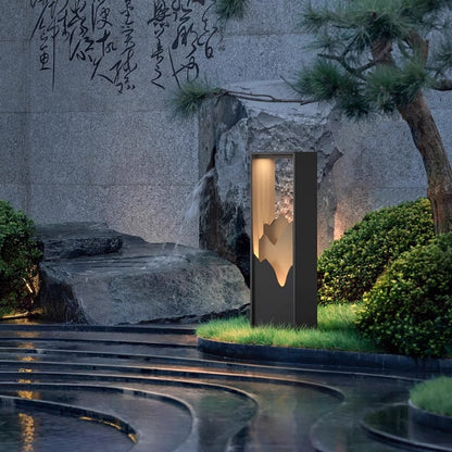 Chinese-Style Solar Yard Lamp - Outdoor Traditional Decor