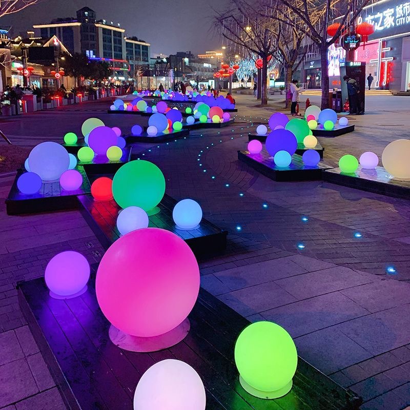 Solar Luminous Ball Garden Light - Outdoor Glow Orb