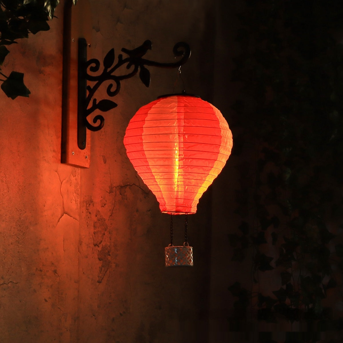 Solar Hot Air Balloon Lawn Lamp - Whimsical Garden Lantern