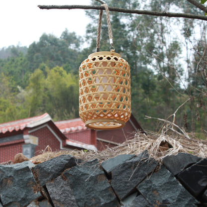 Solar Courtyard Lantern - Decorative Outdoor Light