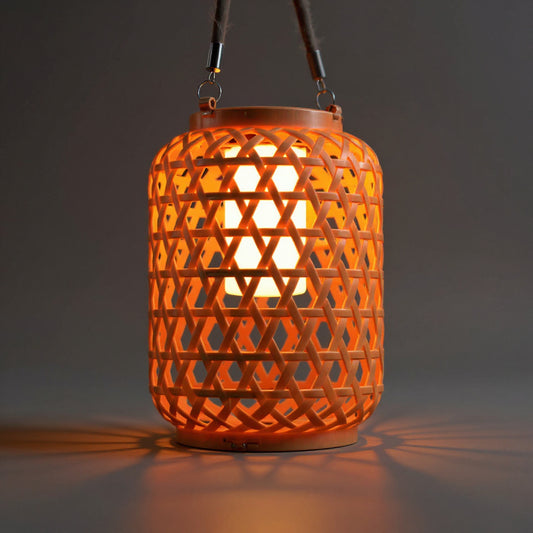 Solar Courtyard Lantern - Decorative Outdoor Light
